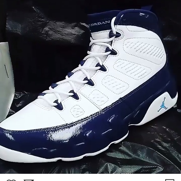 Meet your Posher, Jasmyn - Picture 1 of 1